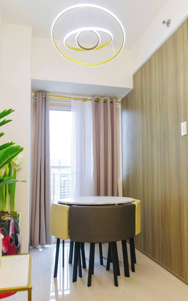 Cosy Deluxe Flat Manila Bay City Views