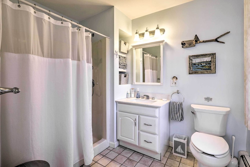 Westerly Vacation Home: Town Beach Access