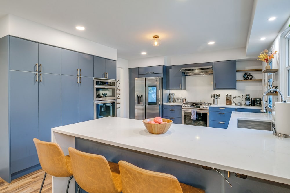 Upscale Family Retreat Near DC & Georgetown!