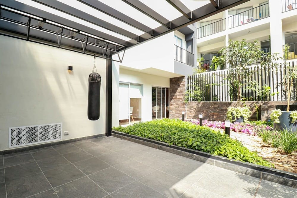 Radiant 1BR With Fantastic View in Barranco