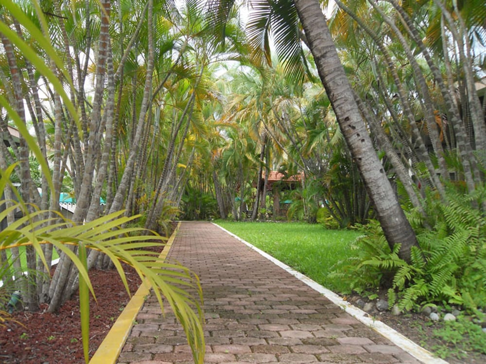 Poza Rica Vacations - Hotel Poza Rica Inn - Property Image 2