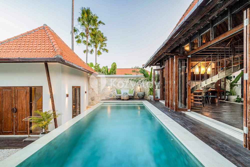 Dewandaru Villa by Kozystay - Canggu