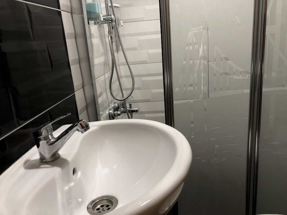 Centre Suites Taksim - Image 24