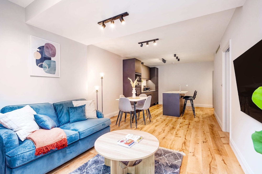 Coleherne Road Residence II