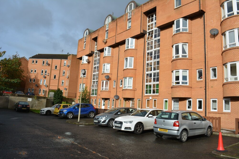 Glasgow Charing Cross Apartments