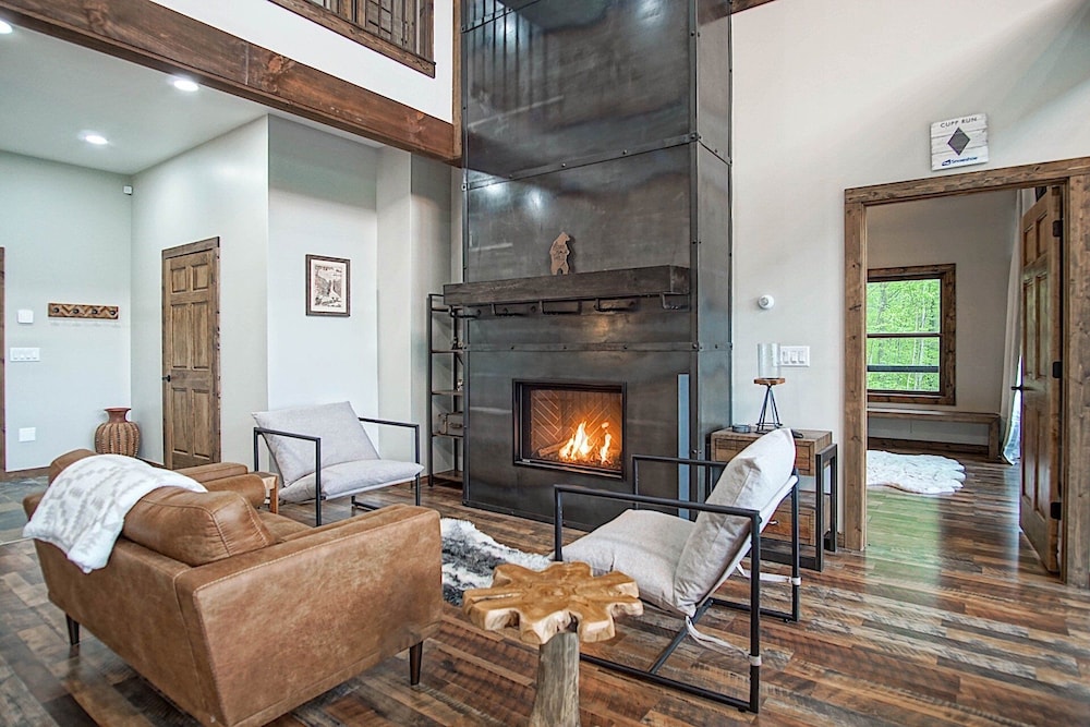 5 Br: Cupp Runneth Over - Luxurious Retreat Nestled 9.7 Miles From Snowshoe