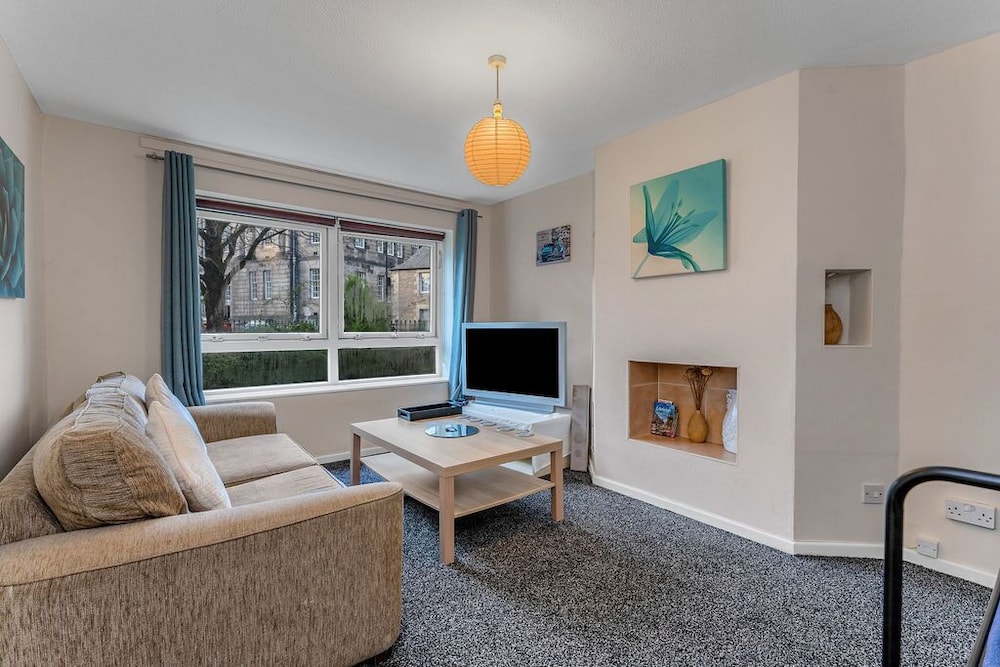 Tony Asga - Aisha.Sakina Apartments