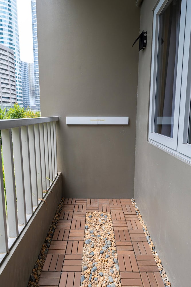 Luxury Cozy Stylish Loft in Makati