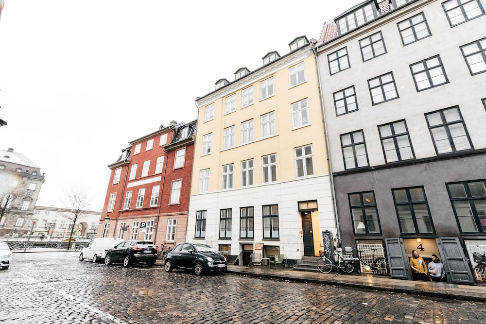 Heritage apartments in the city centre