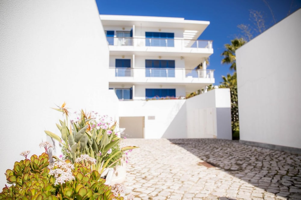 B06 - Top Floor Marina Club 2 Bed Apartment by DreamAlgarve