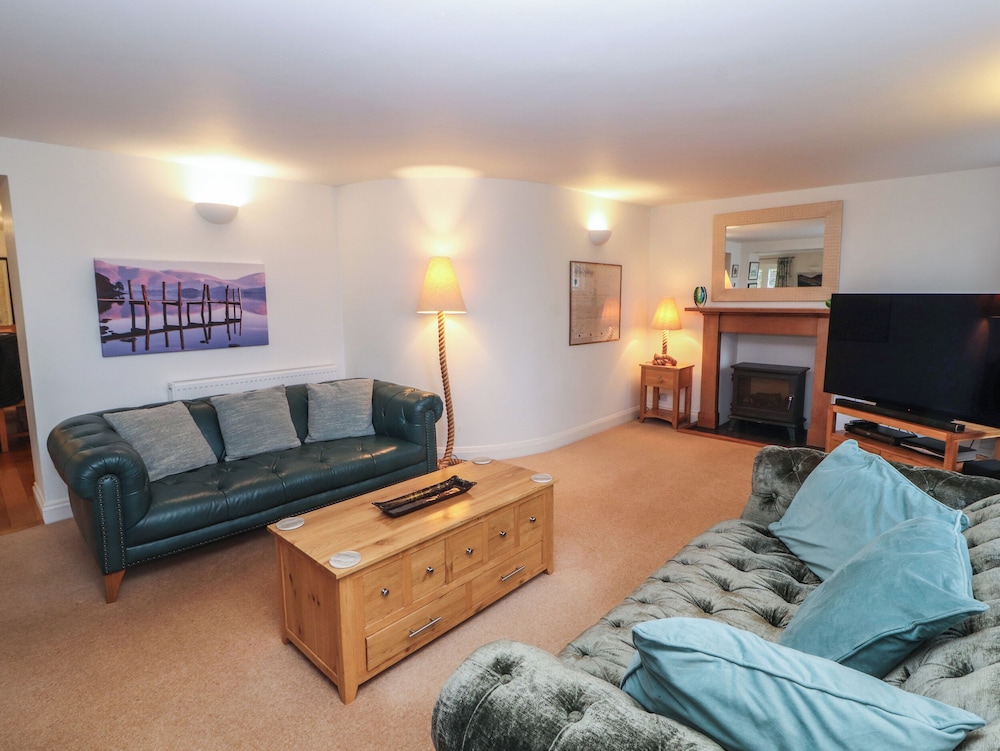 Huntingstile Lodge