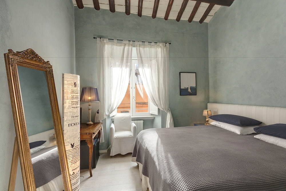 LM Suite Spagna