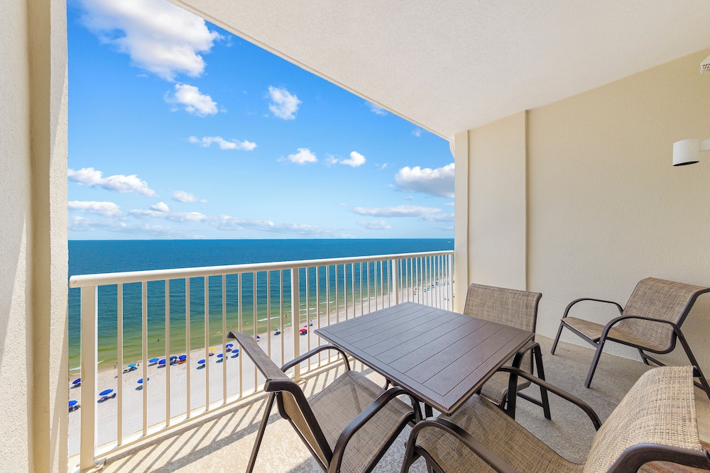 Royal Palms 1303 view 5