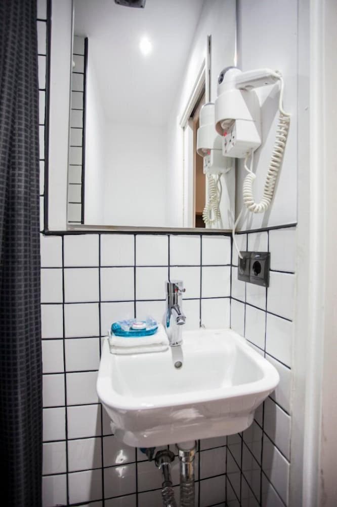Hostal CC Malasaña