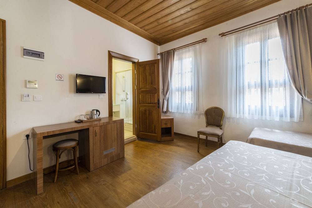 Armistis Hotel