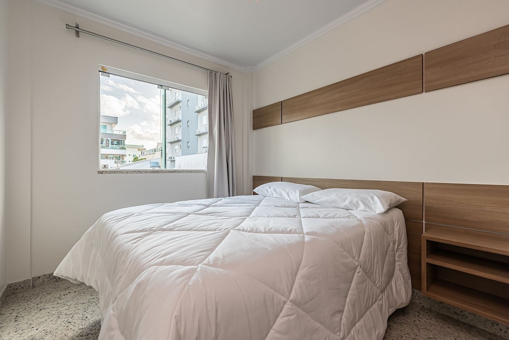 Apt W/balcony 160m Bombas Beach Col102