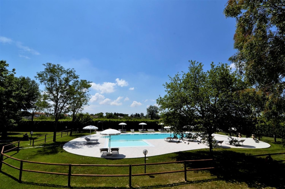 Agriturismo La Pisana