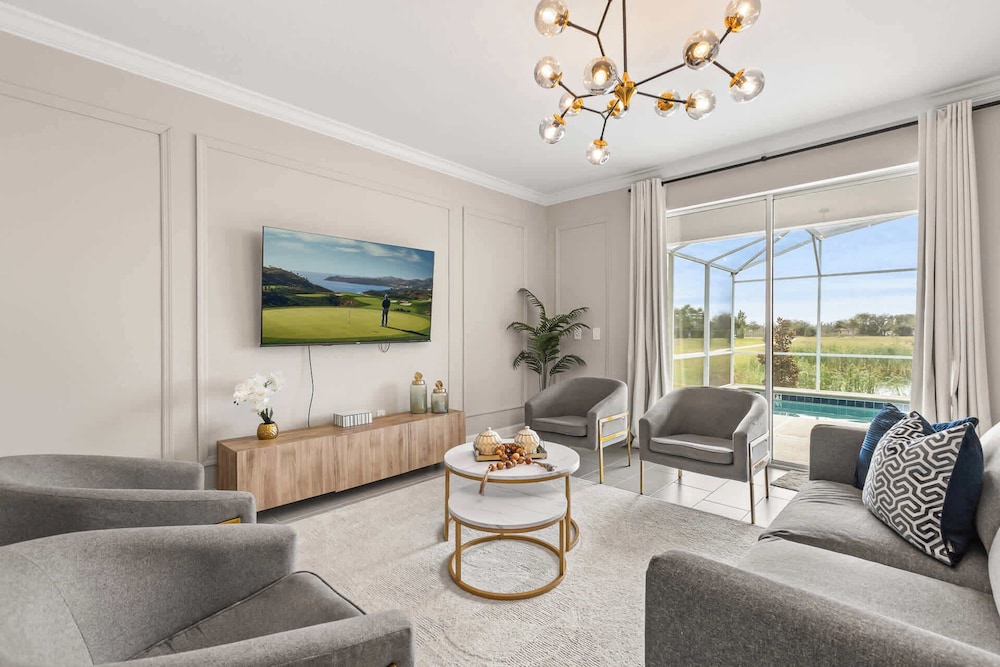 Upstay: Poolside Mansion w/ Themed Arcade & Cinema