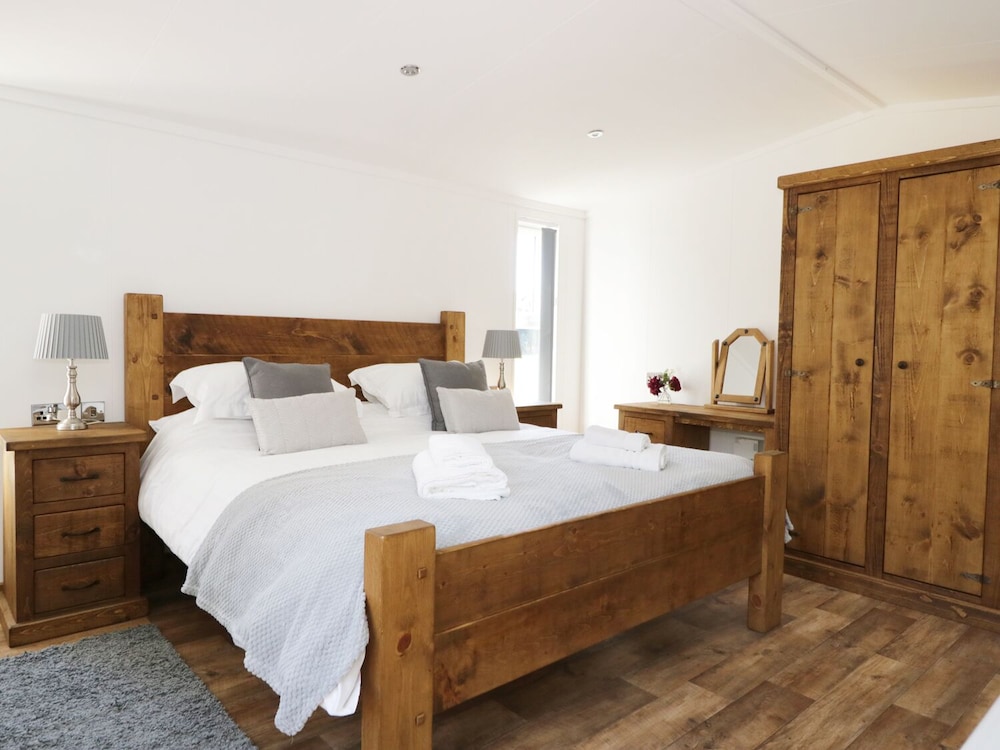 Beech Tree Lodge view 4