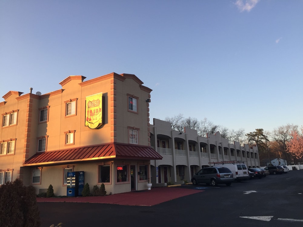 Pleasantville Vacations - Rest Inn Atlantic City Galloway - Property Image 1