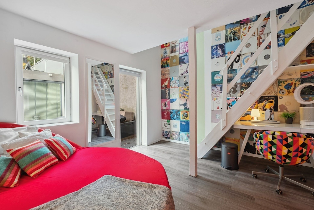 The Room 44