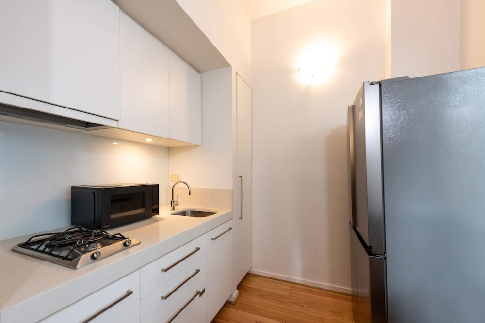 Central Boutique Studio in the Heart of Melbourne!