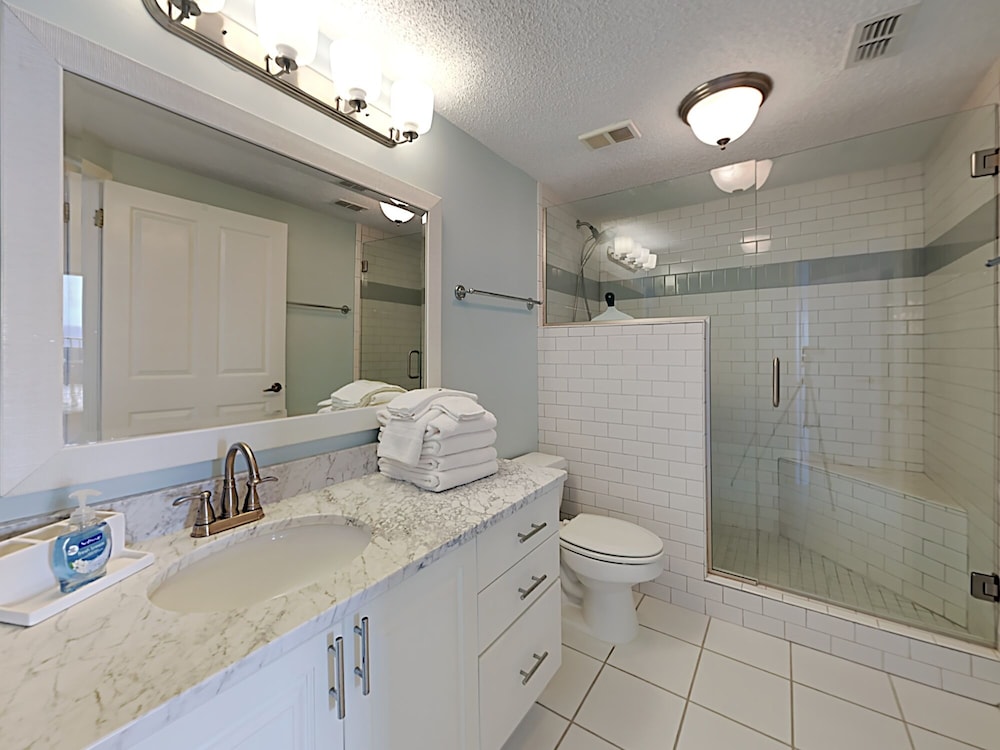 The Palms of Orange Beach by Southern Vacation Rentals