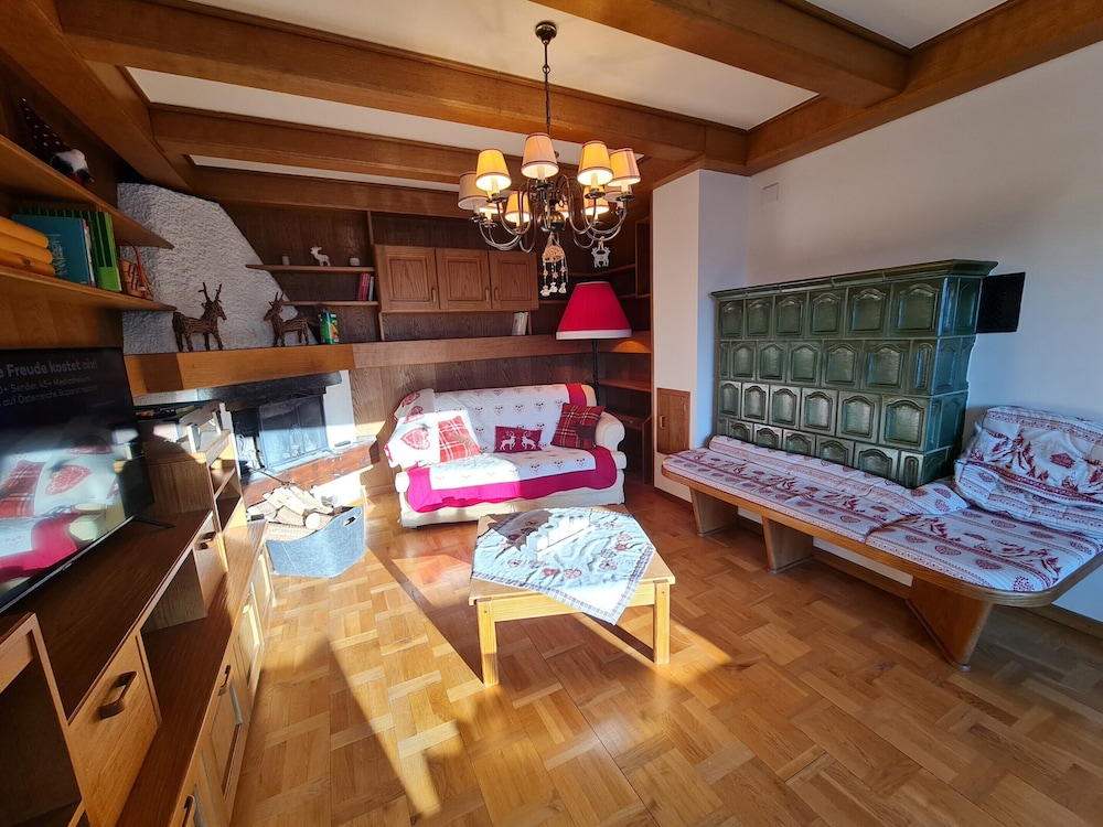 Mountain-view Apartment in Bad Kleinkirchheim