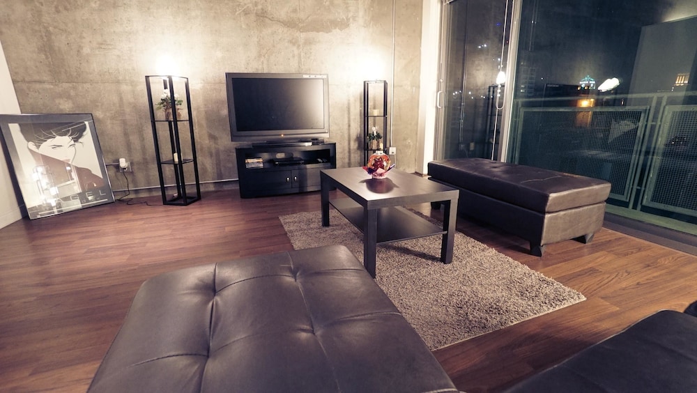 New Lyfe Finest Luxury Apartment