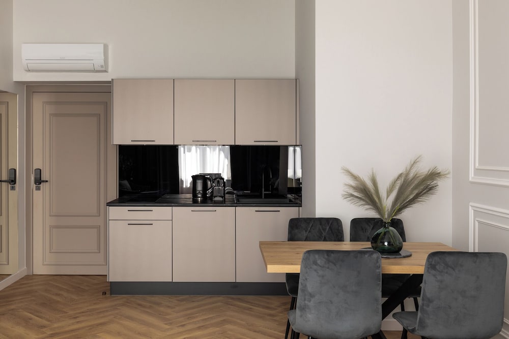 OLD TOWN Charm & Chic by Downtown Apartments