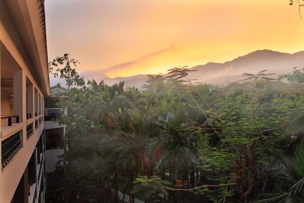 Litchi Garden Rainforest Hot Spring Resort