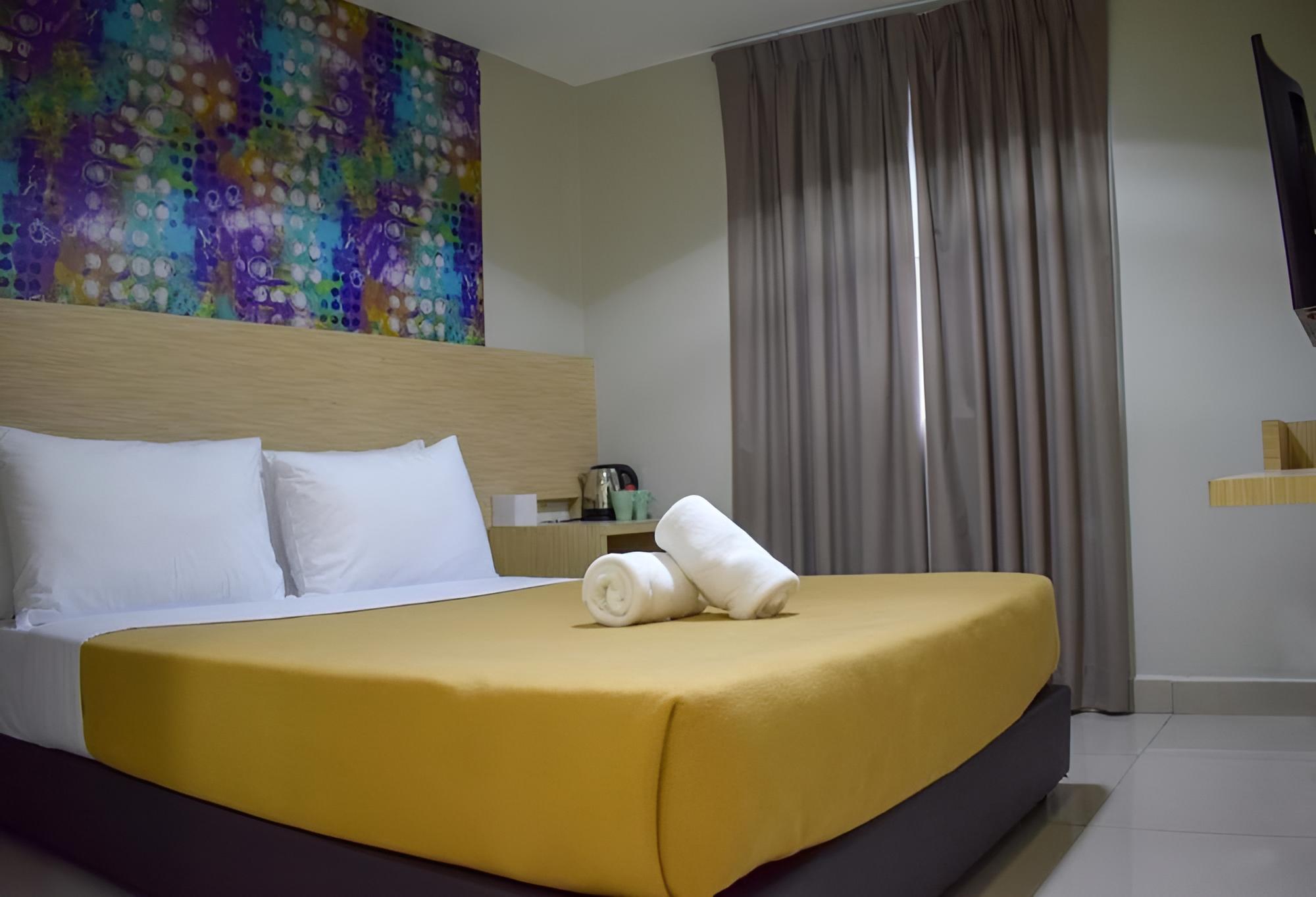 Hotel Living At Dsulaiman
