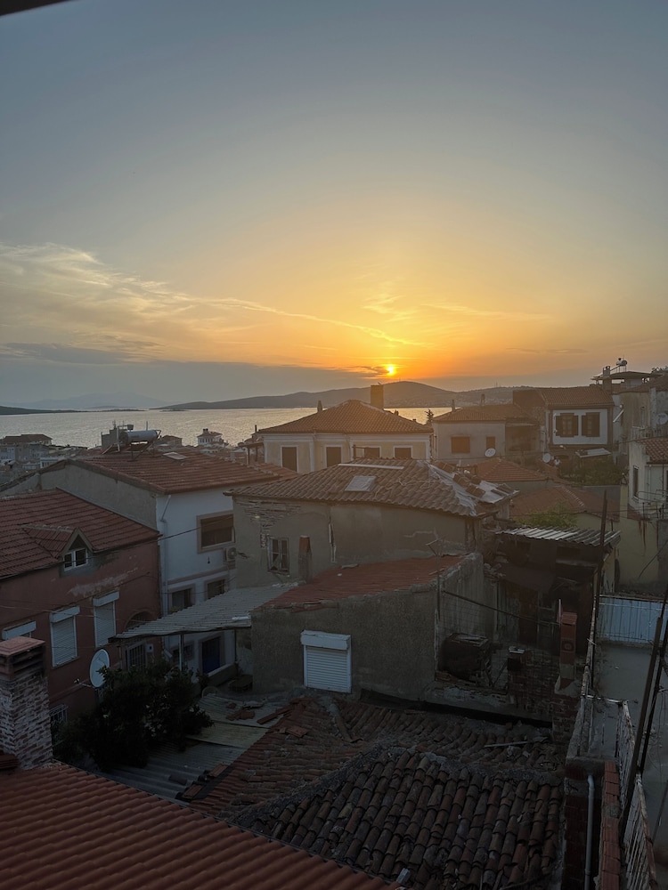 Sera Pansiyon Ayvalık