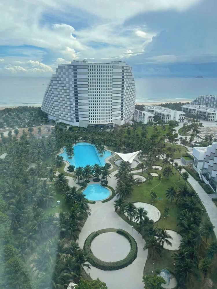 AirPort Cam Ranh Resort