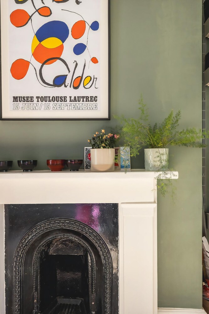 Leafy & Stylish Brixton Retreat