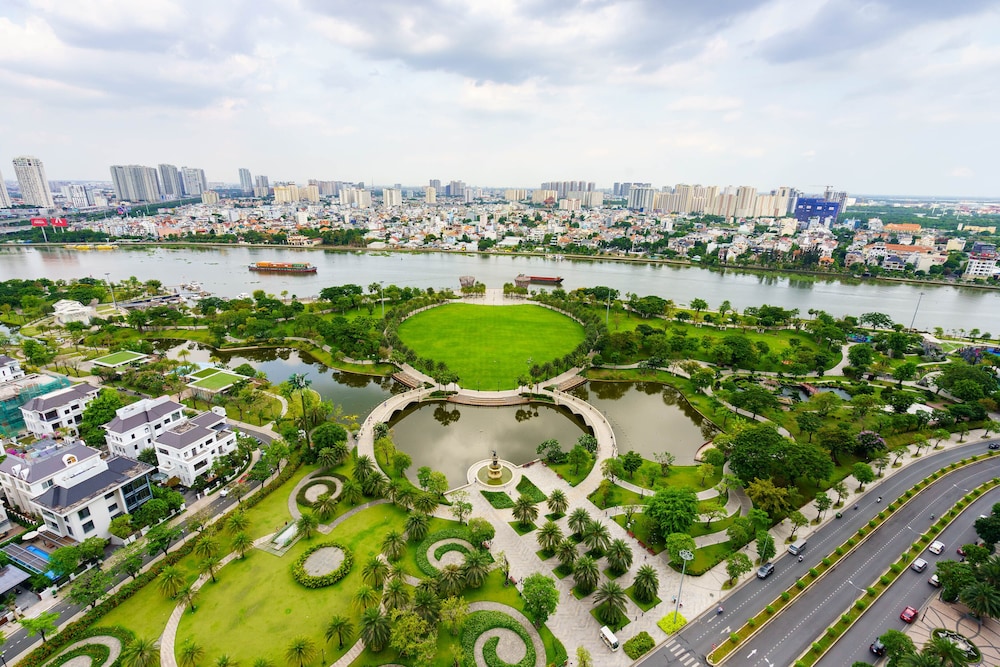 Sens House Saigon – Serviced Apartments in Vinhomes Central Park