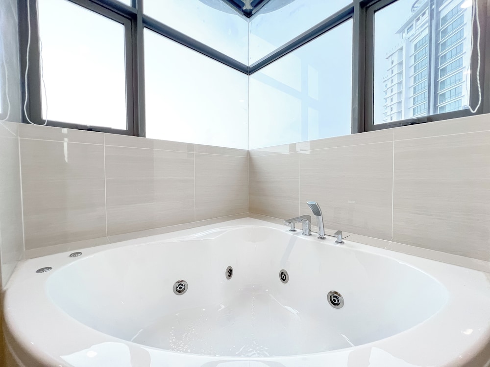 D'Rapport Residences By Manhattan Group