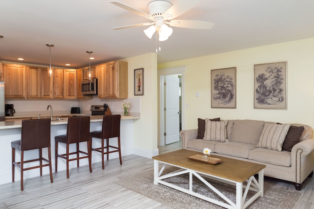 Sheepscot Harbour Village Resort