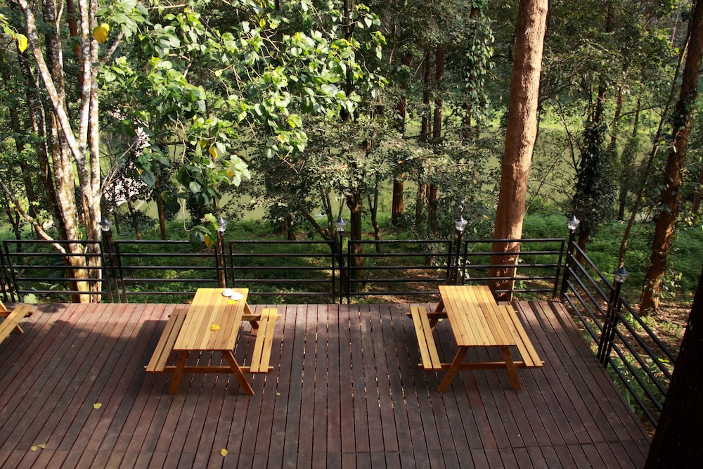 The IBNII Spa Resort