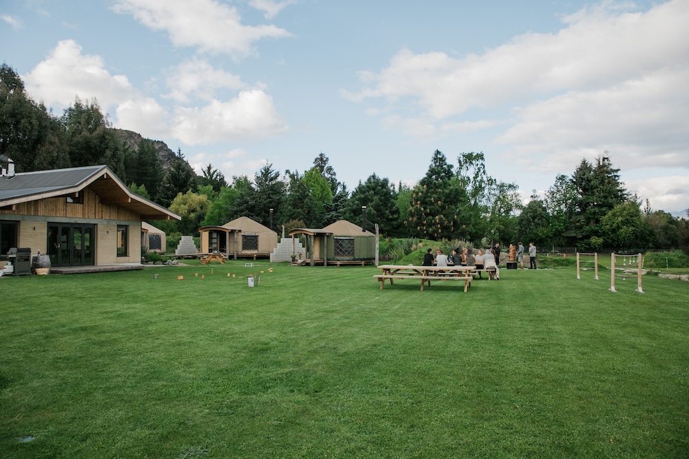 Oasis Yurt Lodge