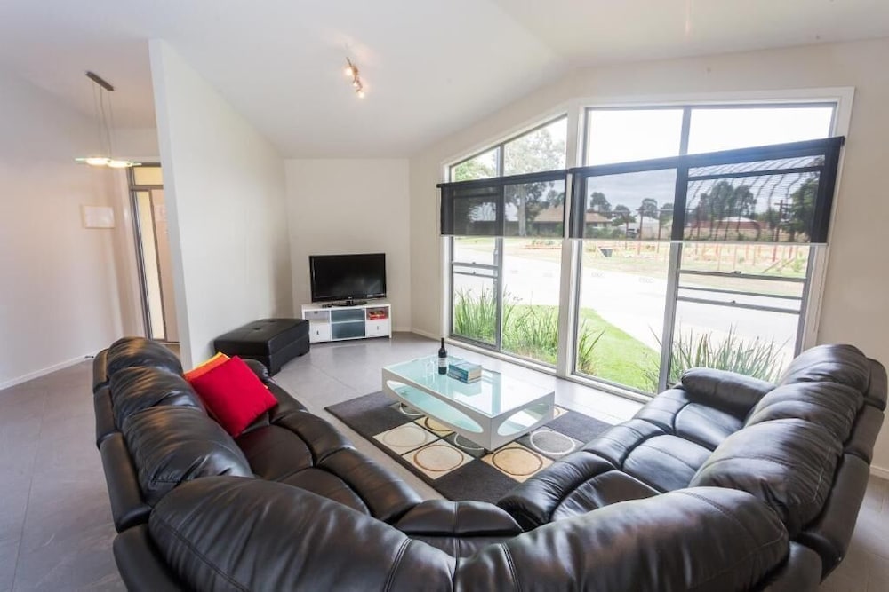 Tindarra Resort