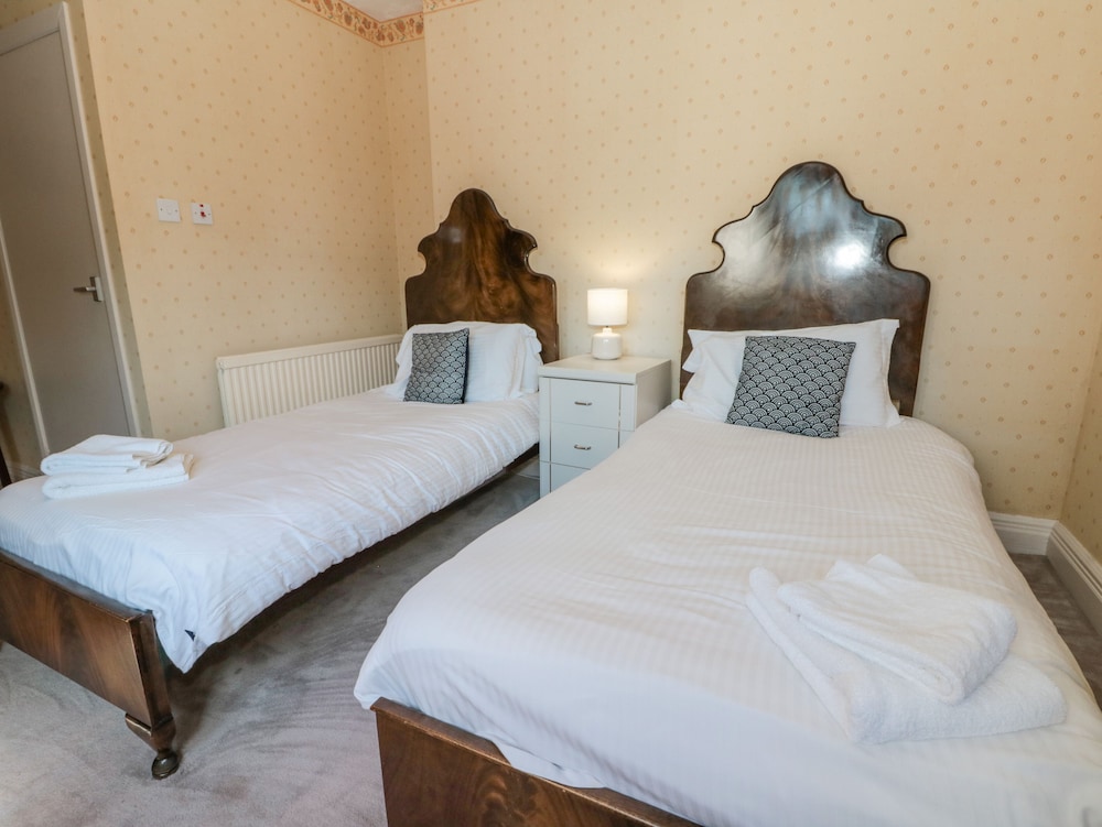 Highcliffe Manor