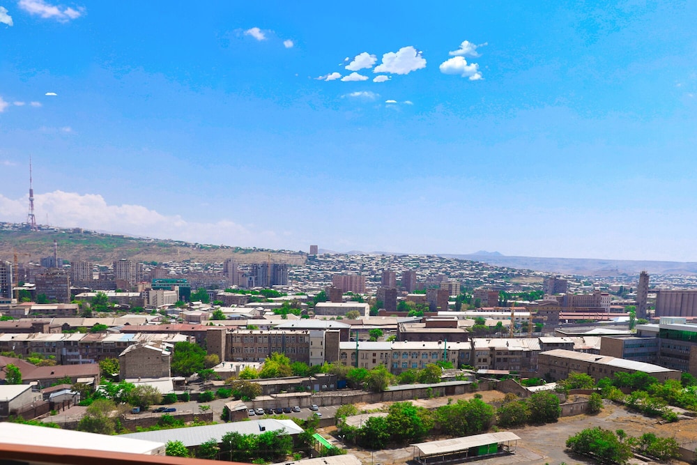 Stay Inn on Argishti 11