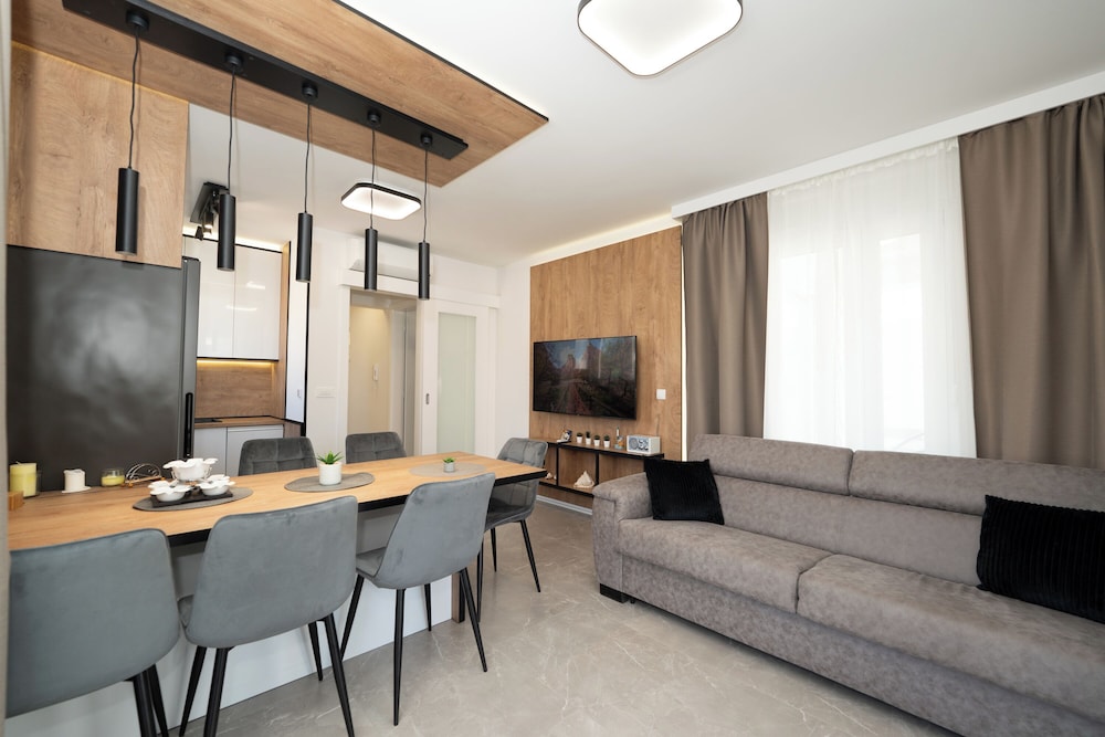 Nova Luxury Residence apartment with private heated pool