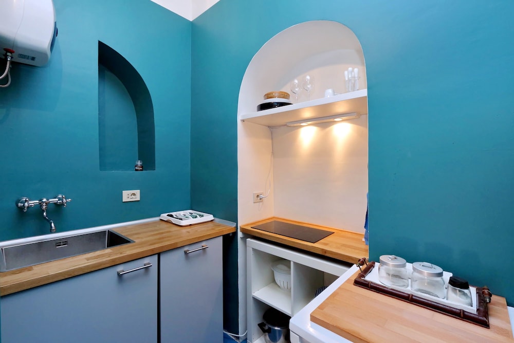 Garibaldi - WR Apartments