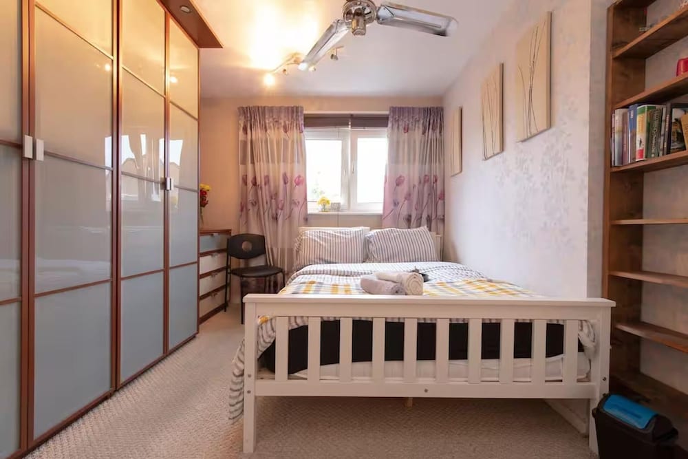 3bedroom Sleeps8 Parking Familyfriendly Nearexcel