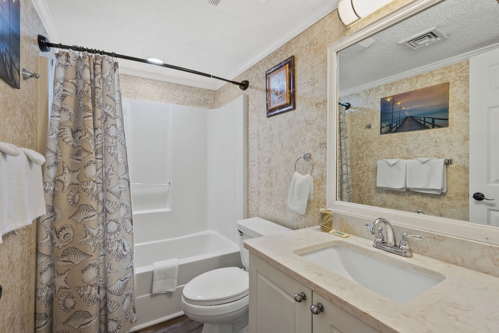 Ocean Bay Club 1404