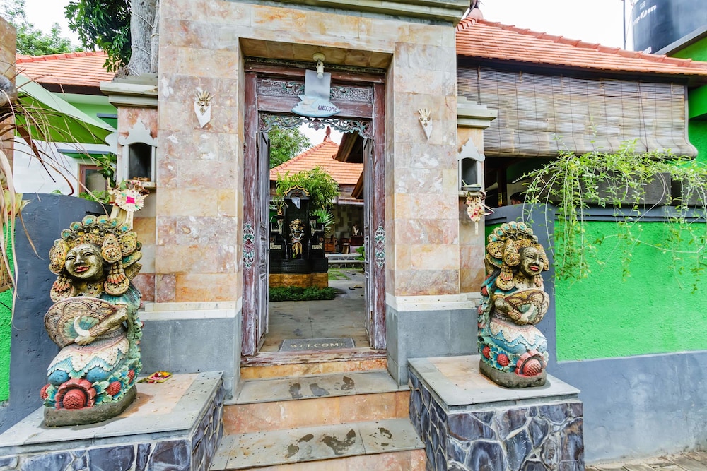 Lembongan Hostel