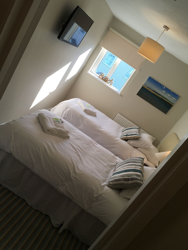 Bideford Vacations - The Waterfront Inn - Property Image 68