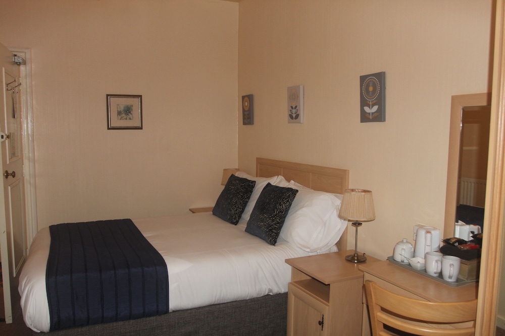 Bryn-Y-Mor Hotel